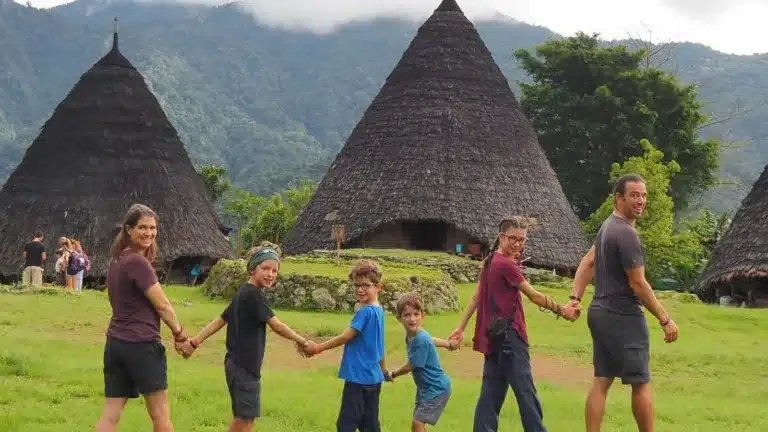 Blink Documentary: A Family’s World Trip Before Their Children Lose Sight